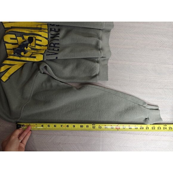 Michigan Wolverines Vintage Crewneck Graphic Sweatshirt Size Large Grey Spellout - Picture 5 of 11